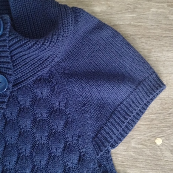 Izod Ladies Sweater, size M. - Picture 4 of 7